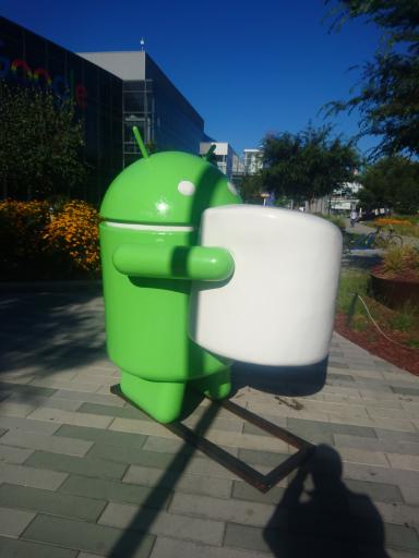 Of course I couldn't go to Mountain View and not get a pic of (at the time the most current) Android statue. I hope I will be able to get a picture of the Nougat Android statue later this summer.