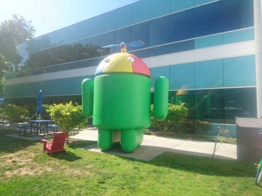 The Android statue that sat outside the correct building. Quite appropriate for today's use.